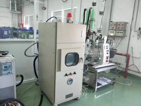 Heating Cooling System for Double Layer Jacketed Glass Reactor